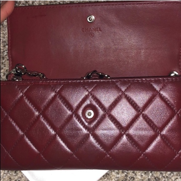 Chanel Wallet on Chain - Picture 2 of 8